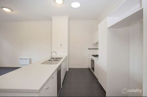 Property photo of 2/43 Tom Roberts Parade Point Cook VIC 3030