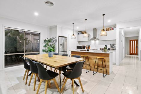 Property photo of 14 Warrego Circuit Sandhurst VIC 3977