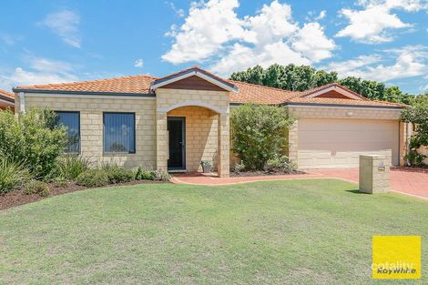 16 Lockeport App, Madeley, WA 6065
