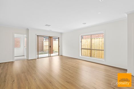 Property photo of 12 Flow Street Mambourin VIC 3024