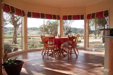 Property photo of 1036 Glenmore Road Rowsley VIC 3340