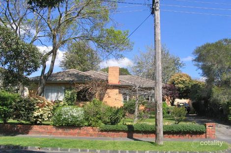 5 Carlyle Cres, Mont Albert, VIC 3127