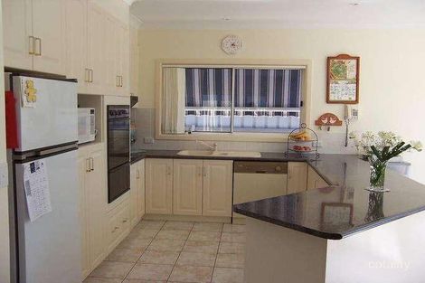 Property photo of 19 Lansdowne Avenue Lake Albert NSW 2650