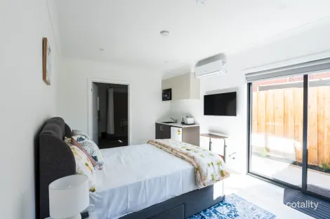 30 Grove Rd, Marshall, VIC 3216