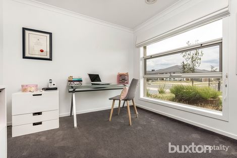 Property photo of 12 Koslow Street Armstrong Creek VIC 3217