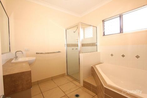 Property photo of 3 Crinum Way Mount Louisa QLD 4814