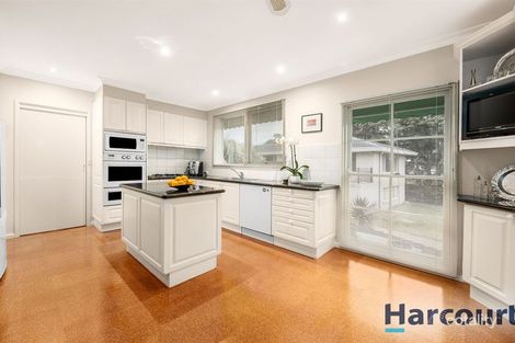 Property photo of 3 Wadham Parade Mount Waverley VIC 3149