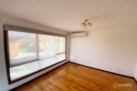 Property photo of 2/1-3 Lakeside Avenue Reservoir VIC 3073