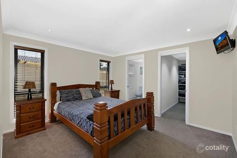 Property photo of 4 Buckingham Road Berkeley Vale NSW 2261