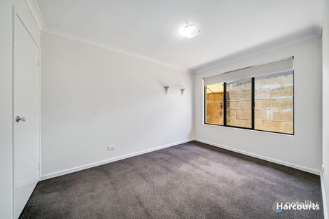 Property photo of 8 Edgar Crescent Hocking WA 6065