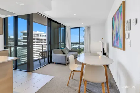 Property photo of 1801/2663 Gold Coast Highway Broadbeach QLD 4218