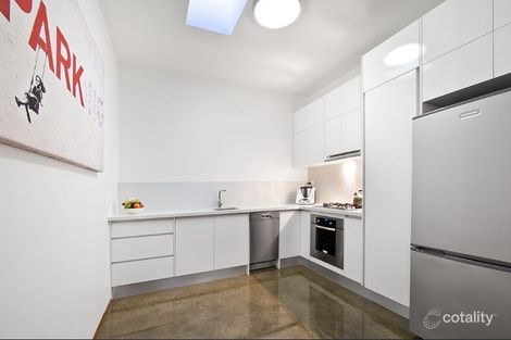 Property photo of 2/111 Chapel Street St Kilda VIC 3182