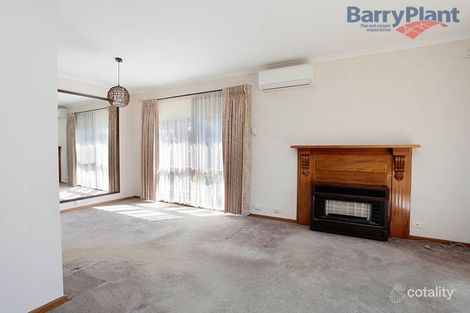 Property photo of 66 Nanworen Crescent Bell Park VIC 3215