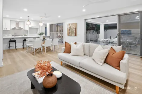 Property photo of 9124 Peter Senior Hope Island QLD 4212