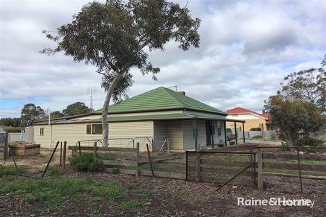 Property photo of 2-4 Light Road Cummins SA 5631