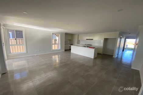 Property photo of 19 Tupman Street Spring Farm NSW 2570