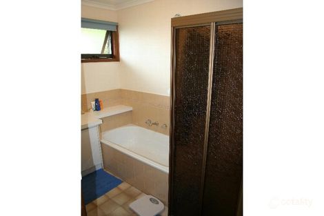 Property photo of 91 Racecourse Road Pakenham VIC 3810