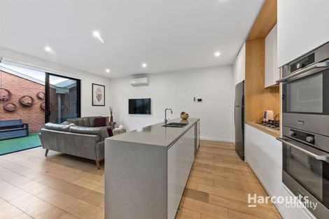 Property photo of 5 Delmar Walk Cairnlea VIC 3023