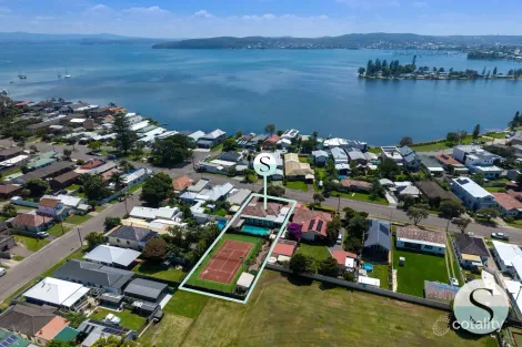 Property photo of 58 Marks Point Road Marks Point NSW 2280