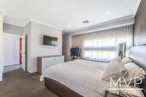 Property photo of 17 Juncea Way Hammond Park WA 6164