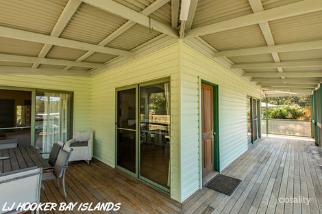 Property photo of 5 Crescent Drive Russell Island QLD 4184