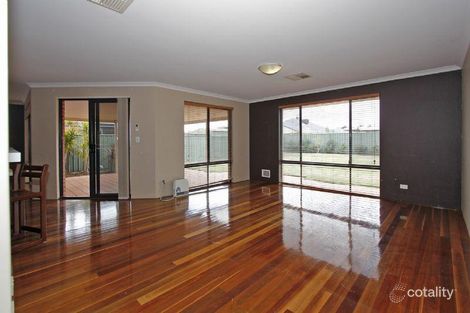 Property photo of 12 Excalibur Chase Wattle Grove WA 6107