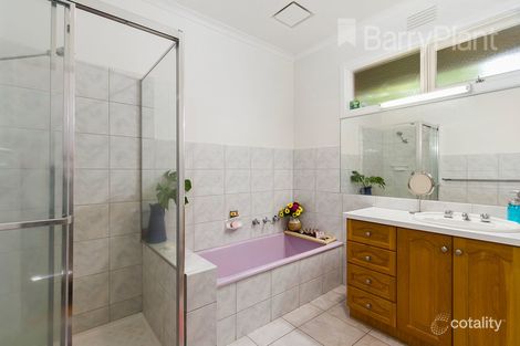 Property photo of 9 Viewpoint Avenue Glen Waverley VIC 3150