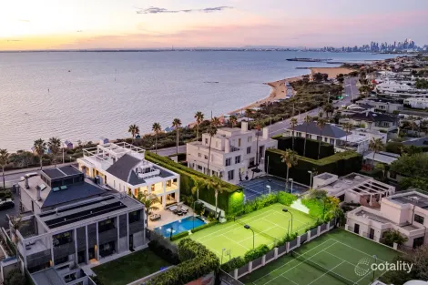 Property photo of 90 Esplanade Brighton VIC 3186