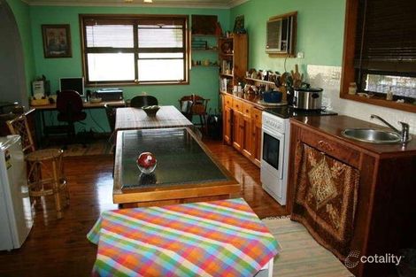 Property photo of 2 Robertson Close Dungog NSW 2420