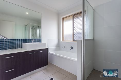Property photo of 6 Raynuha Court Ormeau QLD 4208