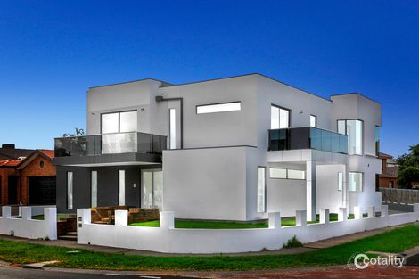 Property photo of 4 Wattleview Road Roxburgh Park VIC 3064