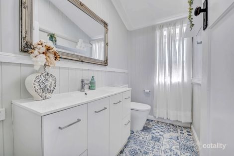 Property photo of 291 Wynnum Road Norman Park QLD 4170