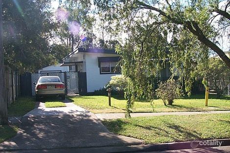 14 Hedge St, Strathpine, QLD 4500