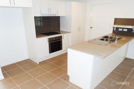 Property photo of 1/2 Waikiki Terrace Mount Low QLD 4818