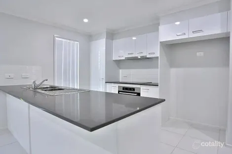 Property photo of 13 Denham Circuit Willow Vale QLD 4209