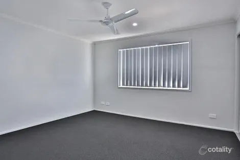 Property photo of 13 Denham Circuit Willow Vale QLD 4209