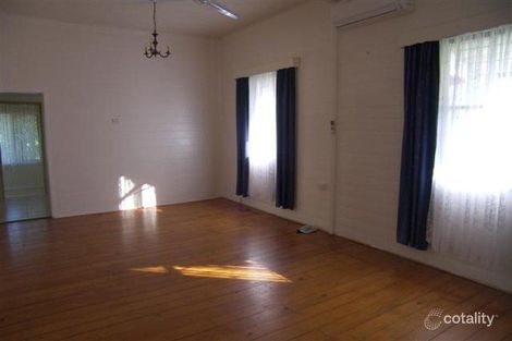 Property photo of 99 Wood Street Depot Hill QLD 4700