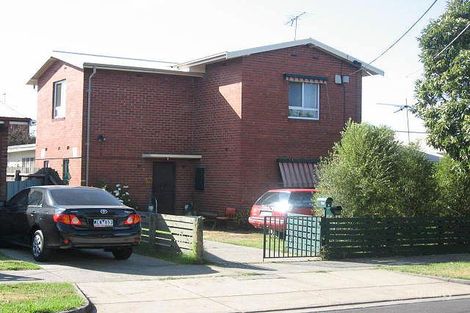 8 Stokes St, Preston, VIC 3072