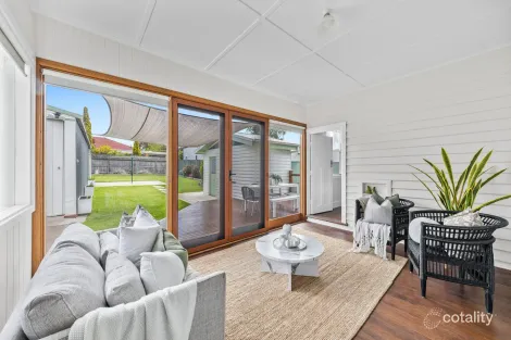 Property photo of 23 Oshannassy Street Essendon North VIC 3041