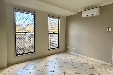 Property photo of 11/12 Mailey Street Mansfield QLD 4122