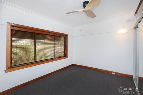 Property photo of 19 Gloucester Street Reservoir VIC 3073