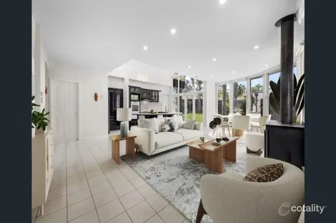 Property photo of 109 Tiverton Drive Mulgrave VIC 3170