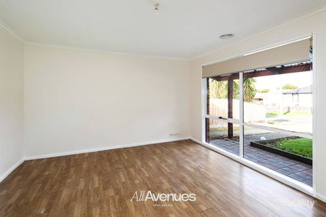 Property photo of 3 Simon Court Hampton Park VIC 3976