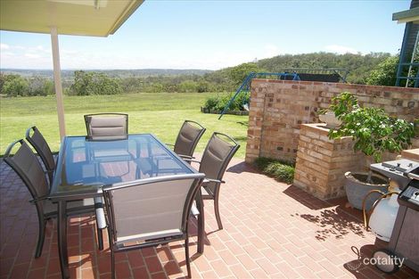 Property photo of 40 Moore Crescent Wilsonton QLD 4350