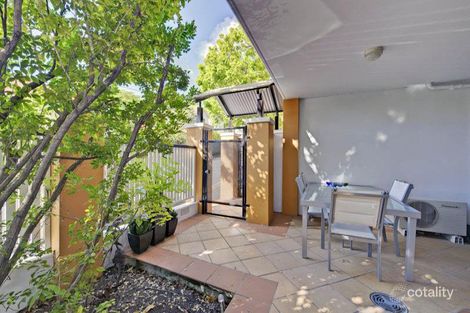 Property photo of 3/2 St Pauls Terrace Spring Hill QLD 4000