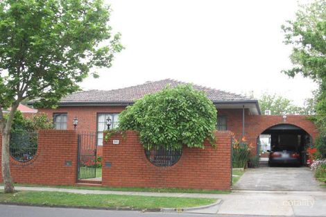 86 Highfield Rd, Canterbury, VIC 3126
