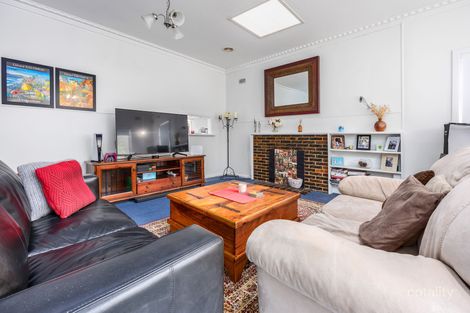 Property photo of 10 Cairns Avenue Rosebud VIC 3939