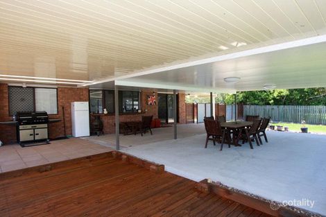 39 Bayrise Dr, Urangan, QLD 4655