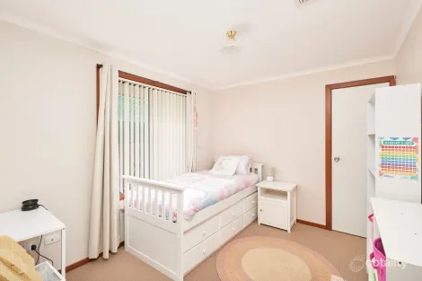 Property photo of 7 Forrest Street Lake Albert NSW 2650