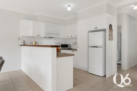 Property photo of 27 Studley Park Way Caroline Springs VIC 3023